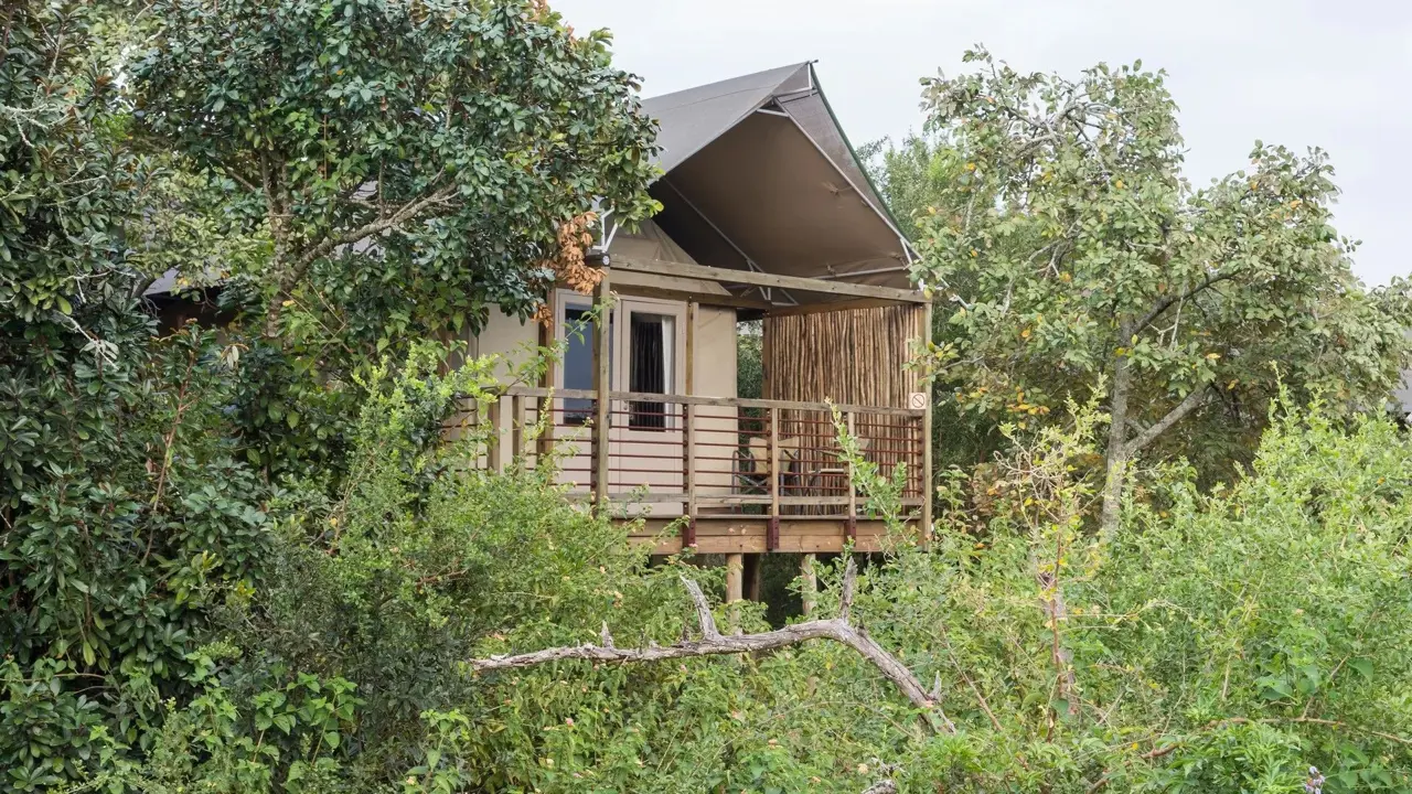 Ndhula Luxury Tented Lodge tent exterior