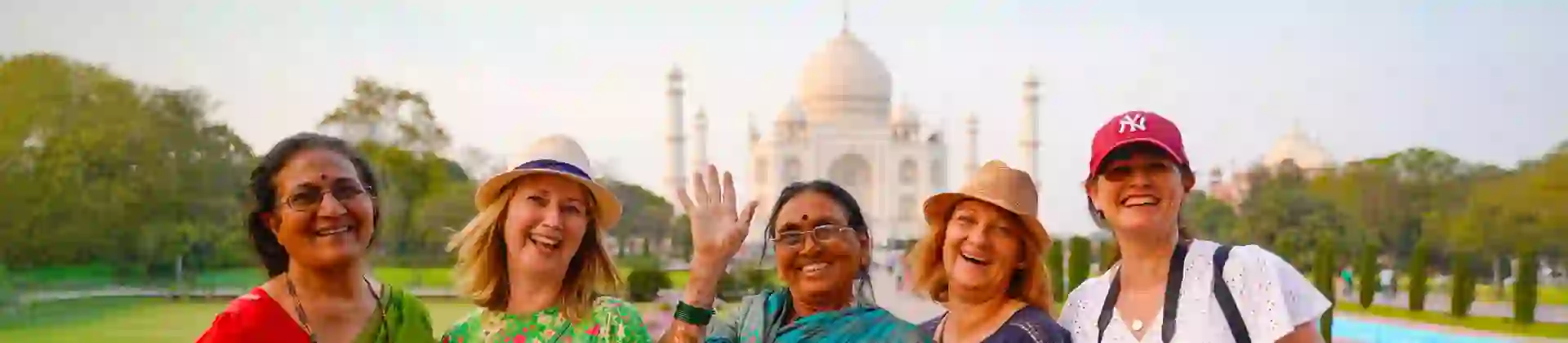Group In Fron T Taj Mahal, Agra Extended (1)