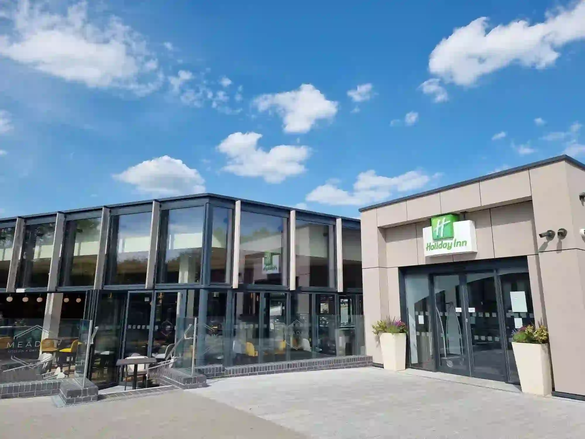 Holiday Inn Gatwick Ext