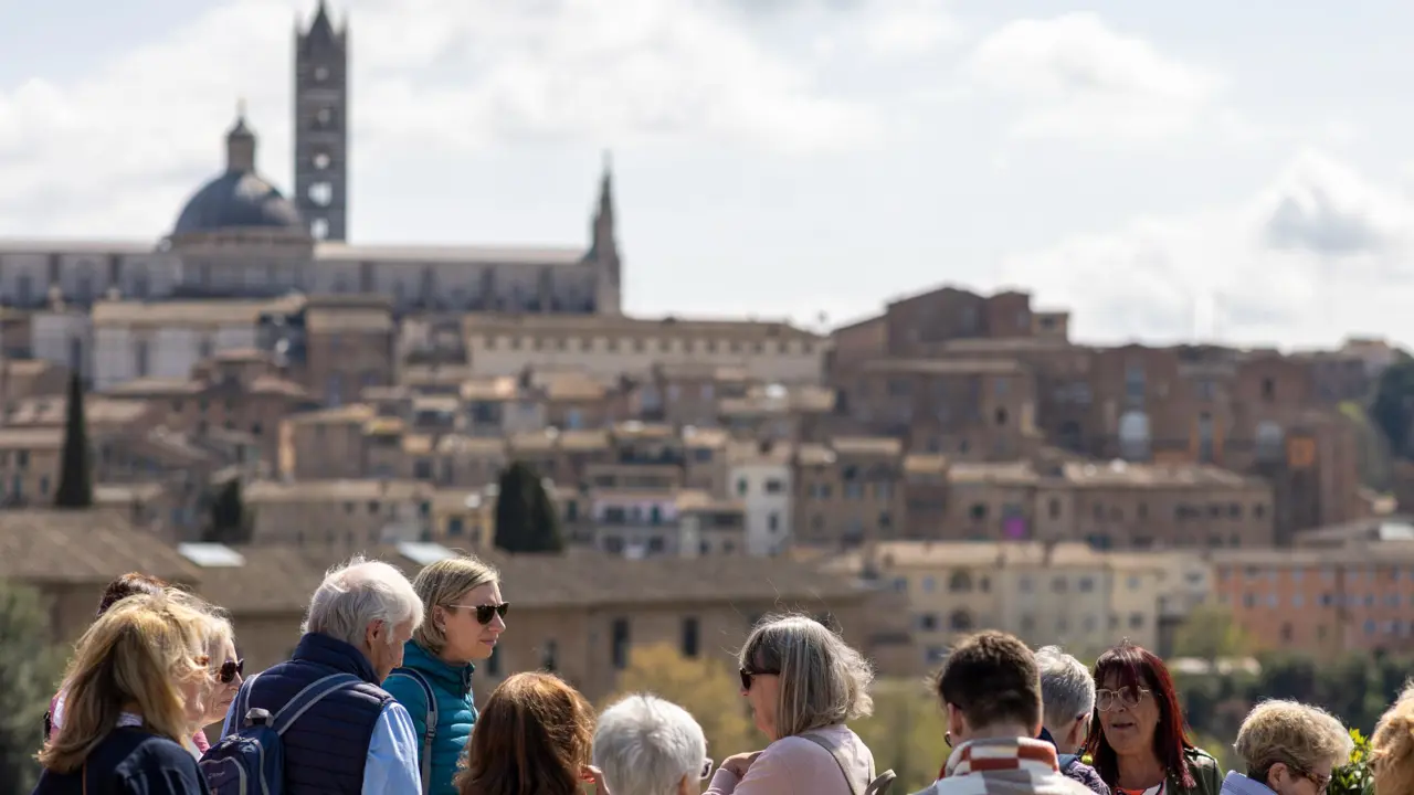Newmarket Holiday customers, Florence