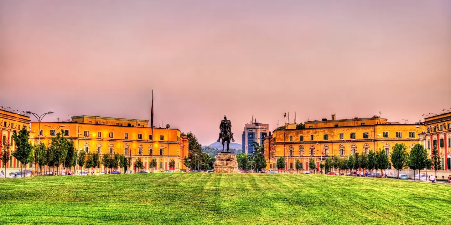 Skanderbeg Square, Tirana