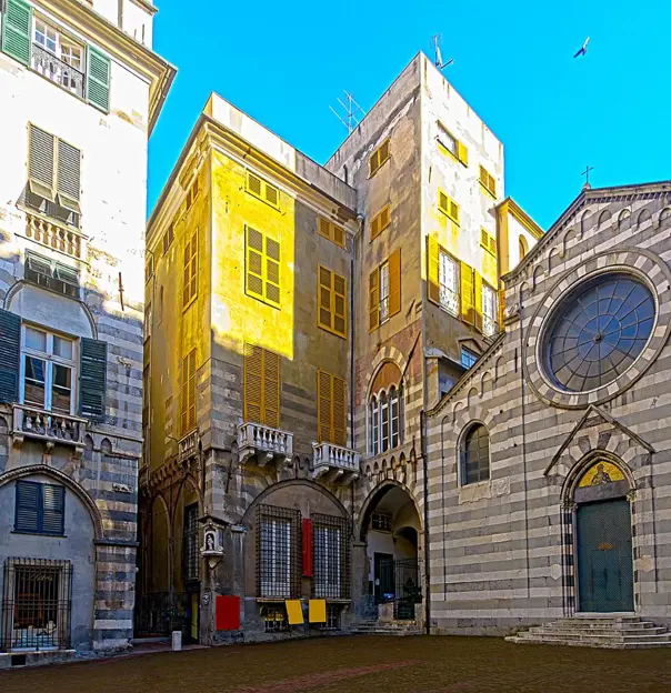 1920 AS 248642692 Piazza San Matteo, Genoa